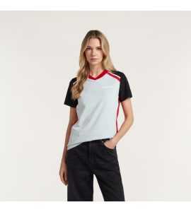 T-SHIRT FEMME YAMAHA BAYUGA REVS 2027 T-SHIRT FEMME YAMAHA BAYUGA REVS 2027