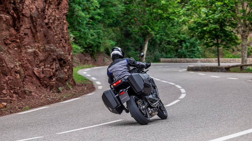 Comment entretenir un blouson textile Yamaha (sans ruiner ses protections)