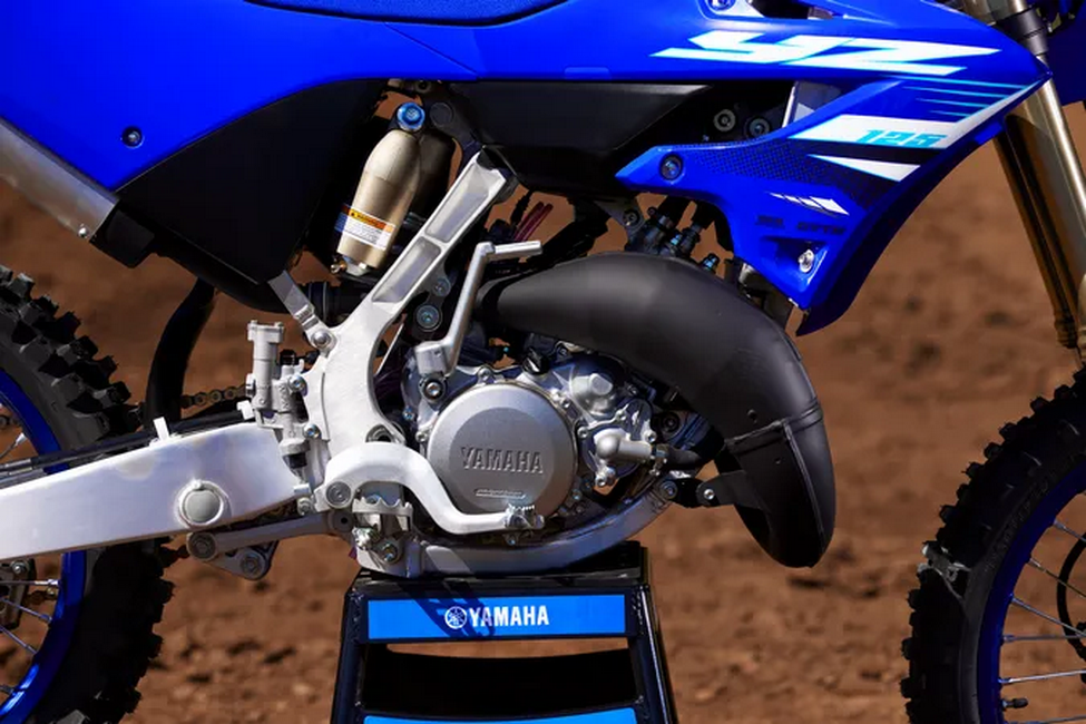 Entretien YZ 125 avant et après une session de cross : checklist utile