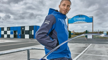 Blouson Yamaha textile ou cuir : lequel choisir selon ton usage