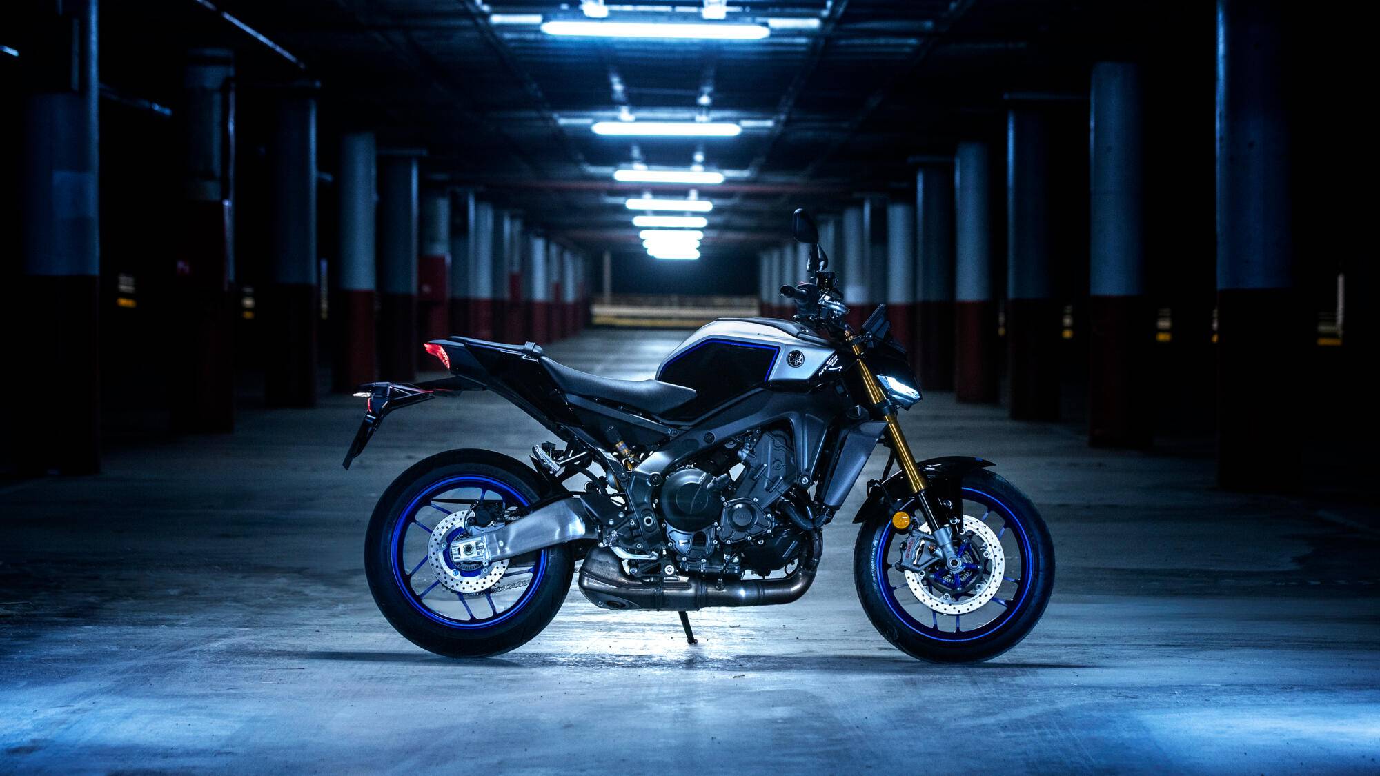 Pression des pneus Yamaha : le tableau par modèle
