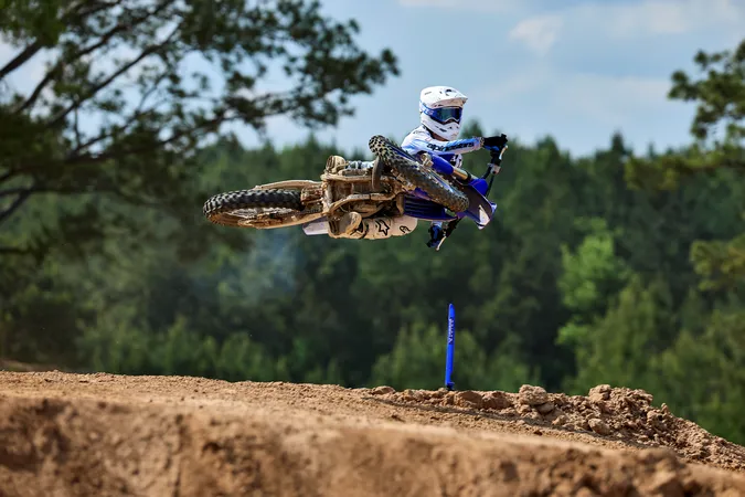Produits indispensables pour entretenir efficacement une YZ 125